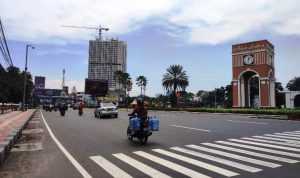 Jelang Lebaran, Lalu Lintas di Kota Tangerang Selatan Lenggang.(eka) HitzSerpong.com