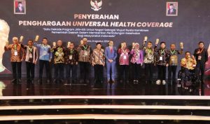 Pemkot Tangsel Raih Penghargaan Universal Health Coverage 2024.(ist) HitzSerpong.com