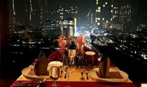 Romantic Dinner dengan pemandangan City Lights Gading Serpong di Salute Bar & Lounge, VIVERE Hotel, ARTOTEL Curated. (Ist) HitzSerpong.com