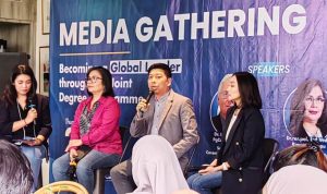 Media gathering becoming global leader.(ist) HitzSerpong.com