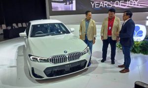 BMW Indonesia perkenalkan dua unit terbaru nya di BCA Expoversary 2025.(eka) HitzSerpong.com