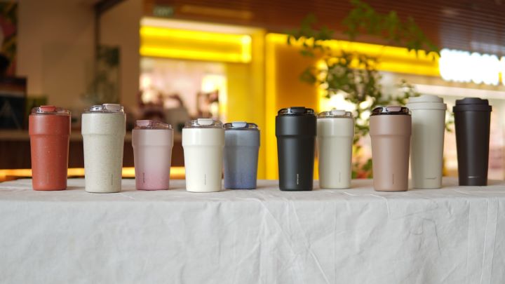 Tumbler dengan lapisan keramik dari LocknLock.(Foto: Istimewa) HitzSerpong.com