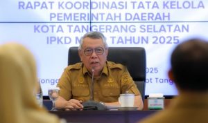 Wali Kota Tangsel, Benyamin Davnie.(Foto: Istimewa) HitzSerpong.com