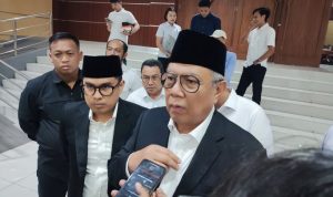 Wali Kota Tangsel, Benyamin Davnie.(Foto: Eka/HitzSerpong.com) HitzSerpong.com