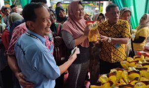 IKPP Tangerang Mill Hadir Membawa 4.000 Liter Migor di Bazar Ramadan Serpong Utara.(Foto: Eka/HitzSerpong.com) hitzserpong.com