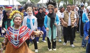 Gubernur Banten Andra Soni menegaskan Anyer harus kembali menjadi top of mind wisatawan domestik saat puncak Exciting Banten Festival 2026. (Ist) hitzserpong.com