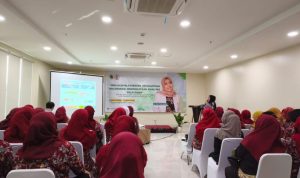 RS Hermina Serpong menggelar seminar dan silaturahmi bersama IBI Tangsel dalam rangka Hari Bidan Nasional untuk meningkatkan kompetensi bidan dan layanan kesehatan ibu-anak. (Eka) hitzserpong.com