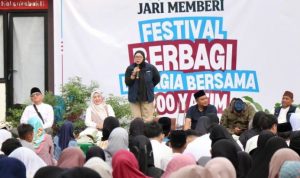 Festival Berbagi Bahagia bersama 200 anak yatim di Kecamatan Curug dihadiri Wabup Intan Nurul Hikmah sebagai wujud penguatan kepedulian sosial pada bulan Muharam. (Dok Pemkab Tangerang) hitzserpong.com