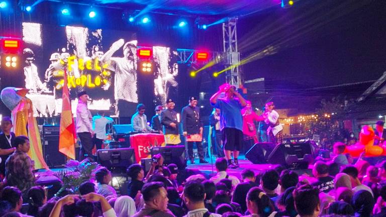 hitzserpong.com