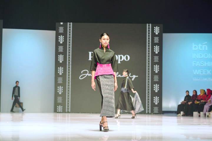 hitzserpong.com