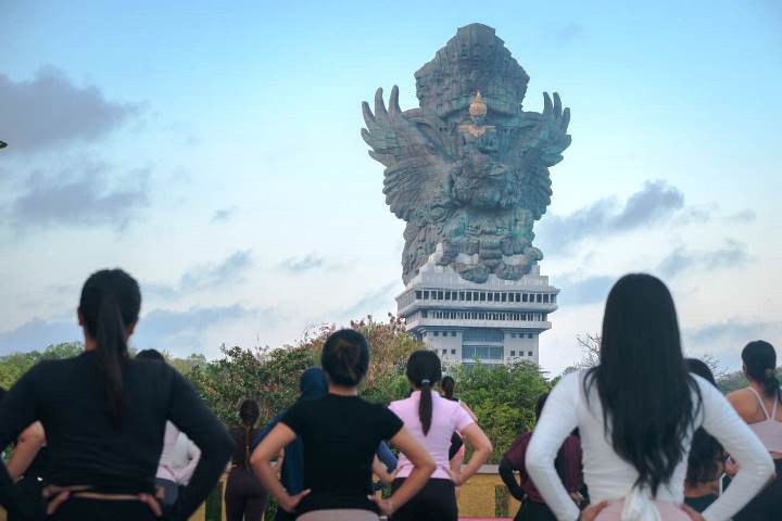 hitzserpong.com