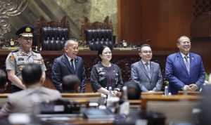 DPR setujui Komjen Suyudi Ario Seto sebagai Kapolri gantikan Listyo Sigit. Komisi III setujui secara aklamasi. (Foto: DPR RI/Farhan) hitzserpong.com